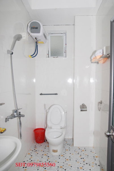 Quynh Yen Hotel, Ha Long, Vietnam