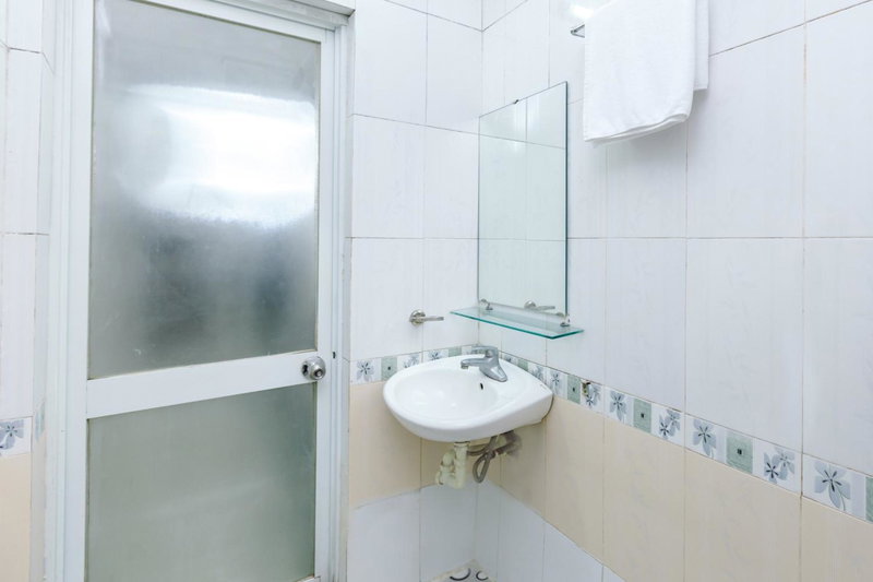 OYO 604 Queen Hotel spot-on, Hanoi, Vietnam