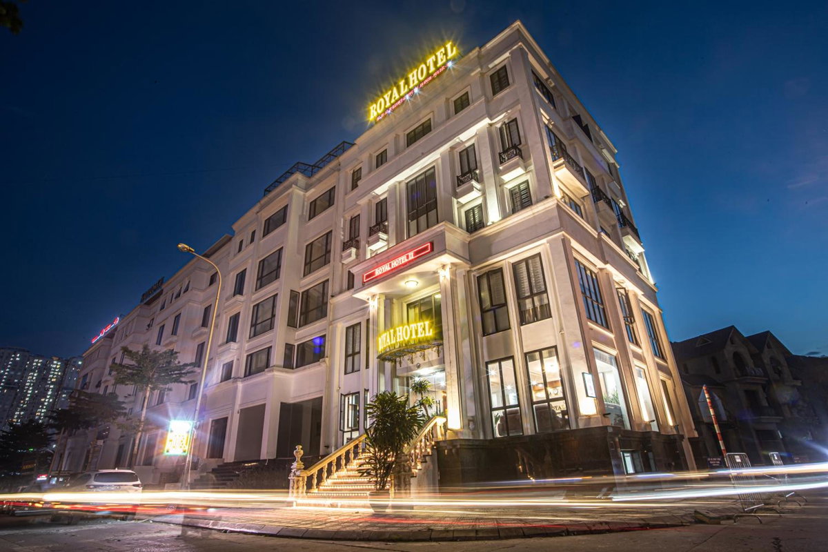 Hotel · Hotel Royal II, La Phù
