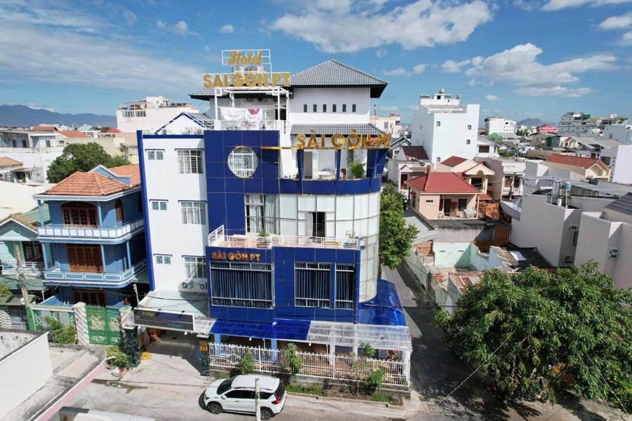Saigon PT Hotel, Ấp Bình Hưng, Vietnam