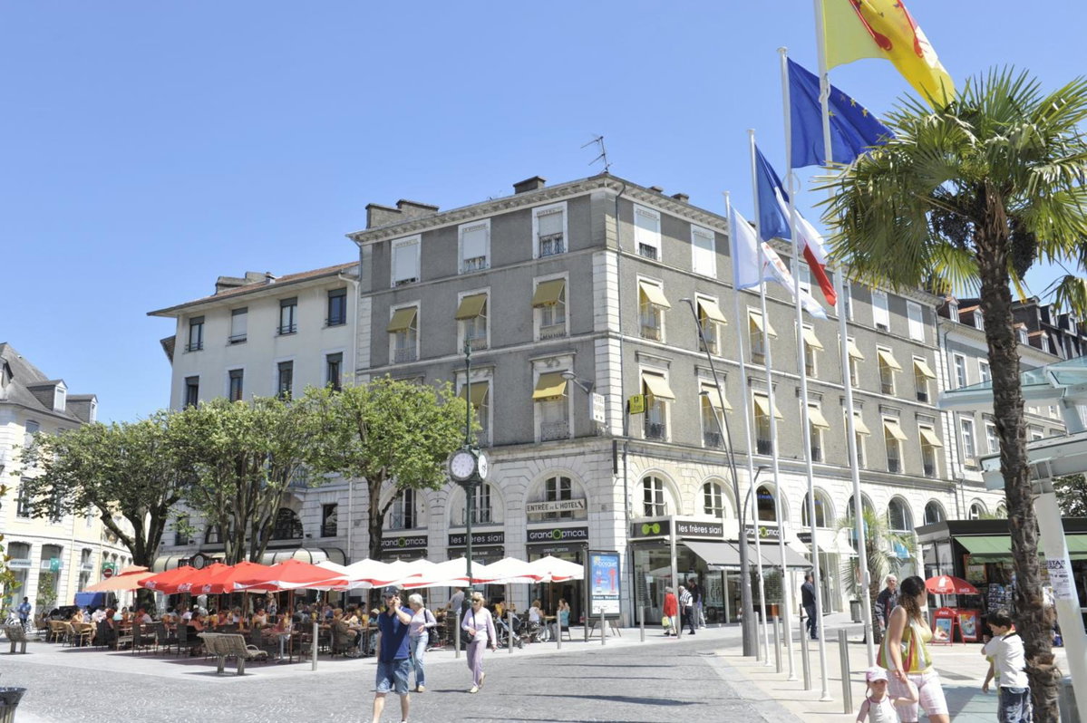 Hotel Le Bourbon Pau Centre, Франция