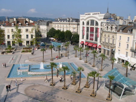 Hotel Le Bourbon Pau Centre, Pau, France