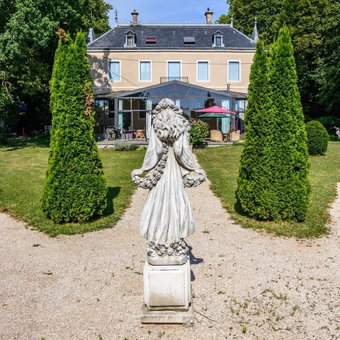 Château de la Villeneuve, Saint-Marcel, France