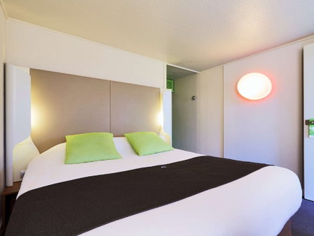 Hotel Campanile Orleans Ouest - La Chapelle St Mesmin, La Chapelle-Saint-Mesmin, France
