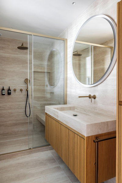 HIGHSTAY - Luxury Serviced Apartments - Centre Pompidou, Paris, France