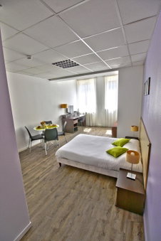 KOSY Appart'Hôtels - Le Cours Moreau, Mâcon, France