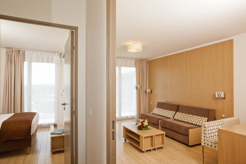 Residhome Carrières La Défense, Carrières-sur-Seine, France