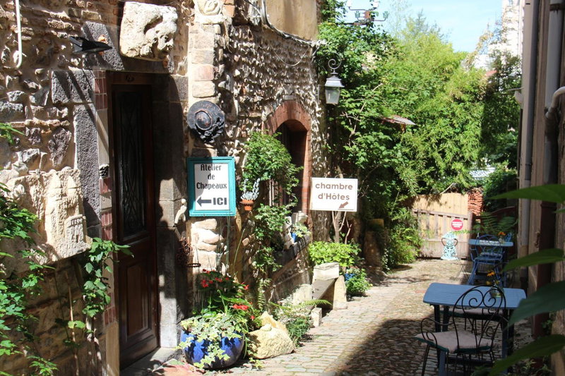 Les Ateliers d'Art Modiste et formier, Roanne, France