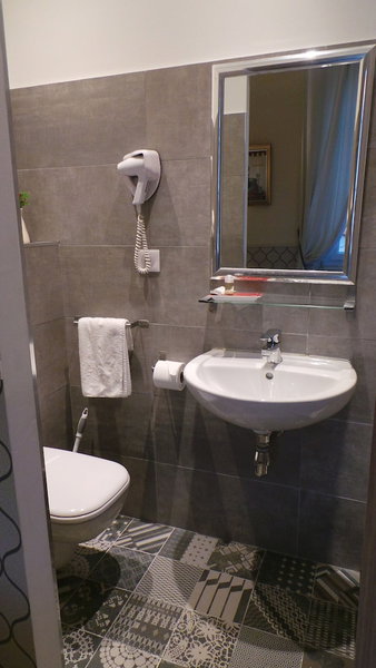 Hotel Le Relais Du Postillon, Antibes, France