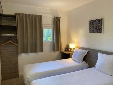 Contact Hôtel Marseille Aubagne, La Penne-sur-Huveaune, France