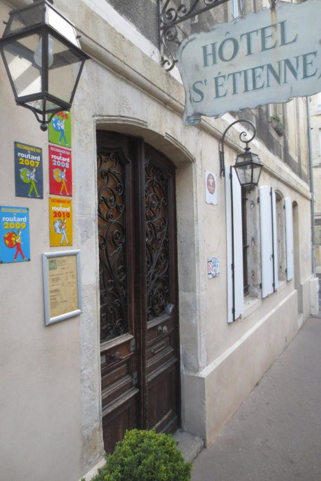 Hotel Saint Etienne, Caen, France
