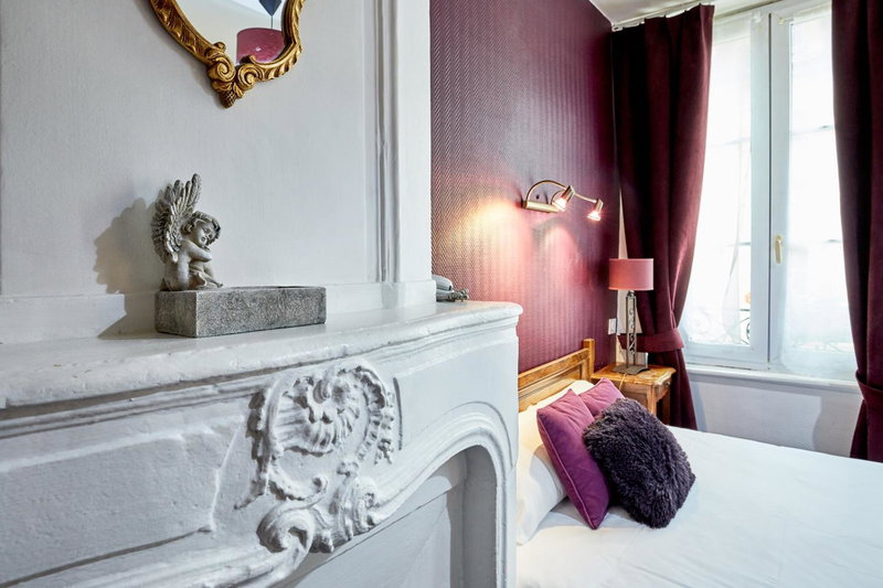 Hotel Saint Etienne, Caen, France