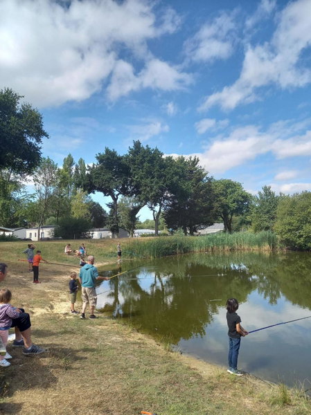 Team Holiday - Camping de l'Etang du Pays Blanc, Guérande, France
