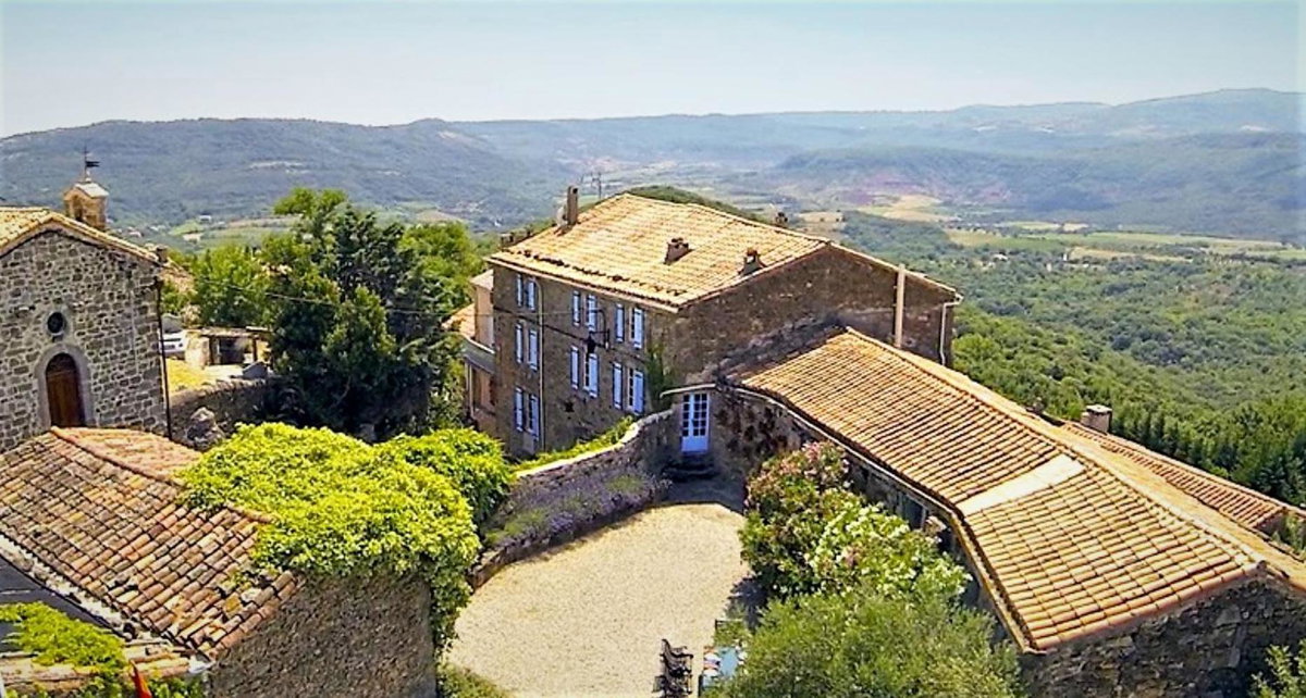 Hotel · Chateau Olmet, Lodève