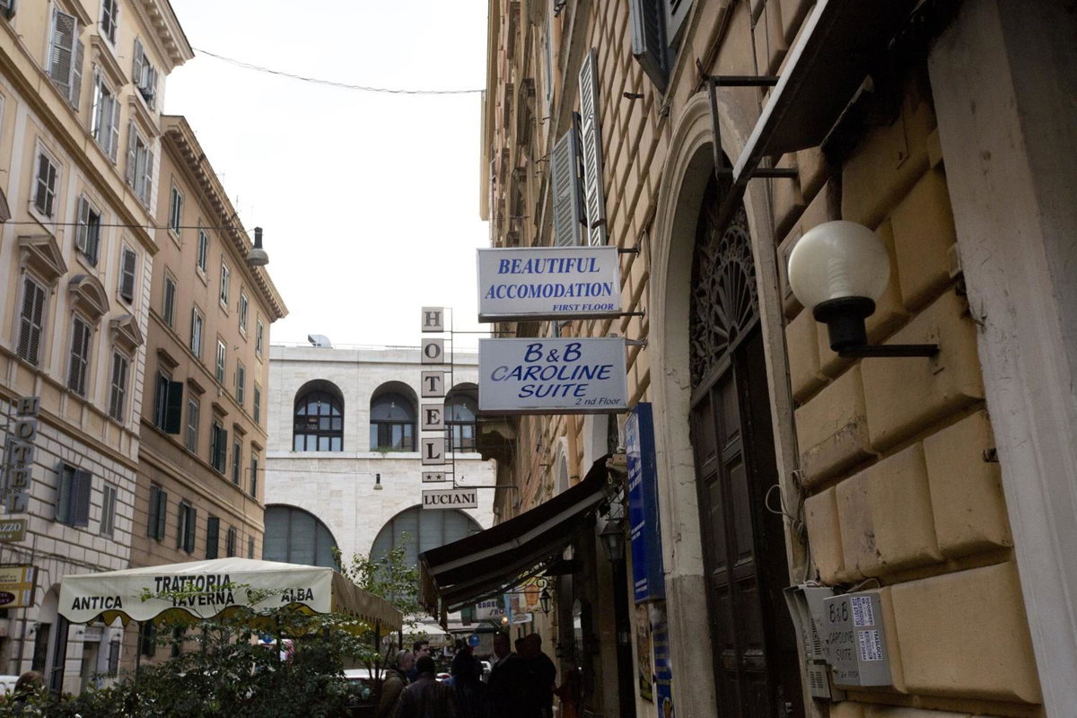 Hostel Beautiful, Italy