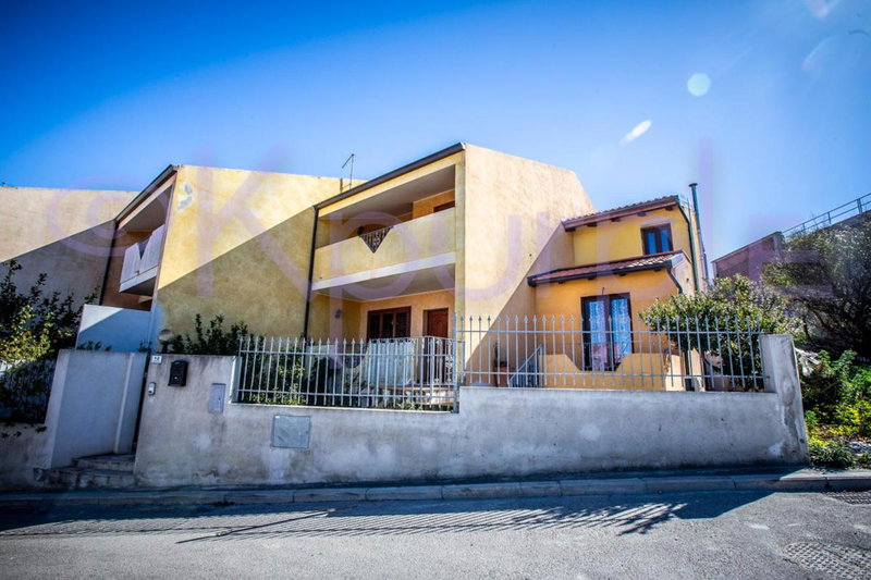 Le Api, Cagliari, Italy