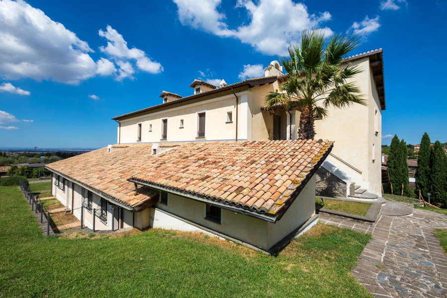 Residenza d'Epoca Pietra Di Ponente, Ciampino, Italy