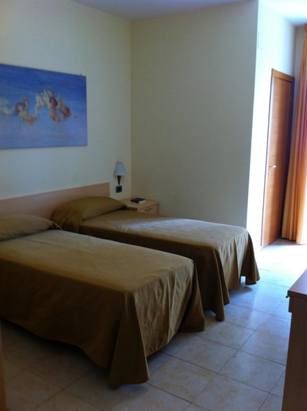 Hotel Atleti - RICARICA AUTO ELETTRICHE -, Foggia, Italy