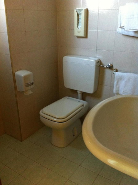 Hotel Atleti - RICARICA AUTO ELETTRICHE -, Foggia, Italy