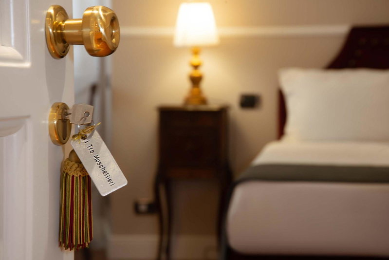 I TRE MOSCHETTIERI - D'ARTAGNAN Luxury Guest House, Rome, Italy