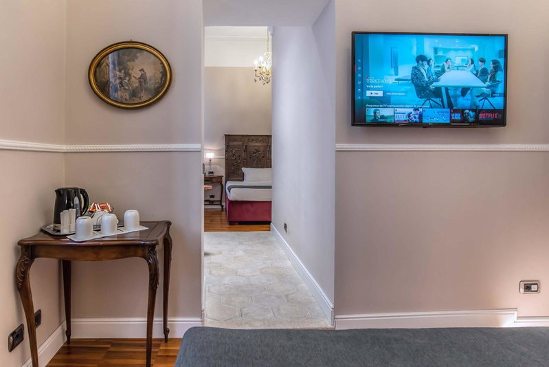 I TRE MOSCHETTIERI - D'ARTAGNAN Luxury Guest House, Rome, Italy