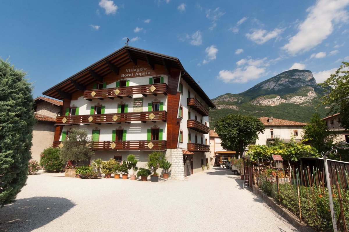Hotel · Villaggio Hotel Aquila, Calliano