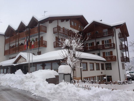 Dream & Wellness Hotel Olisamir, Cavedago, Italy