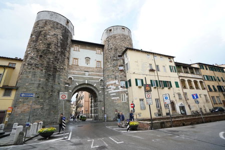 La Terrazza di via Elisa, Lucca, Italy