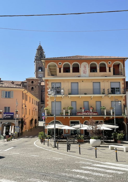 Hotel Il Grappolo d'Oro, Monforte d'Alba, Italy