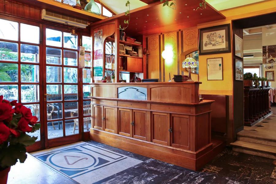 Hotel · Da ö Vittorio SRL, Recco