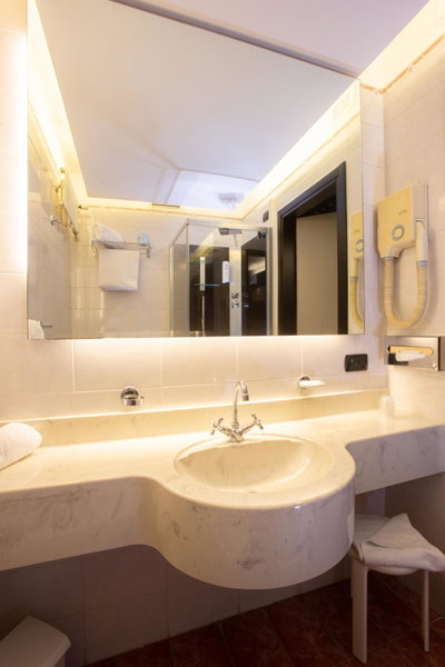 Hotel Pineta, Busto Arsizio, Italy