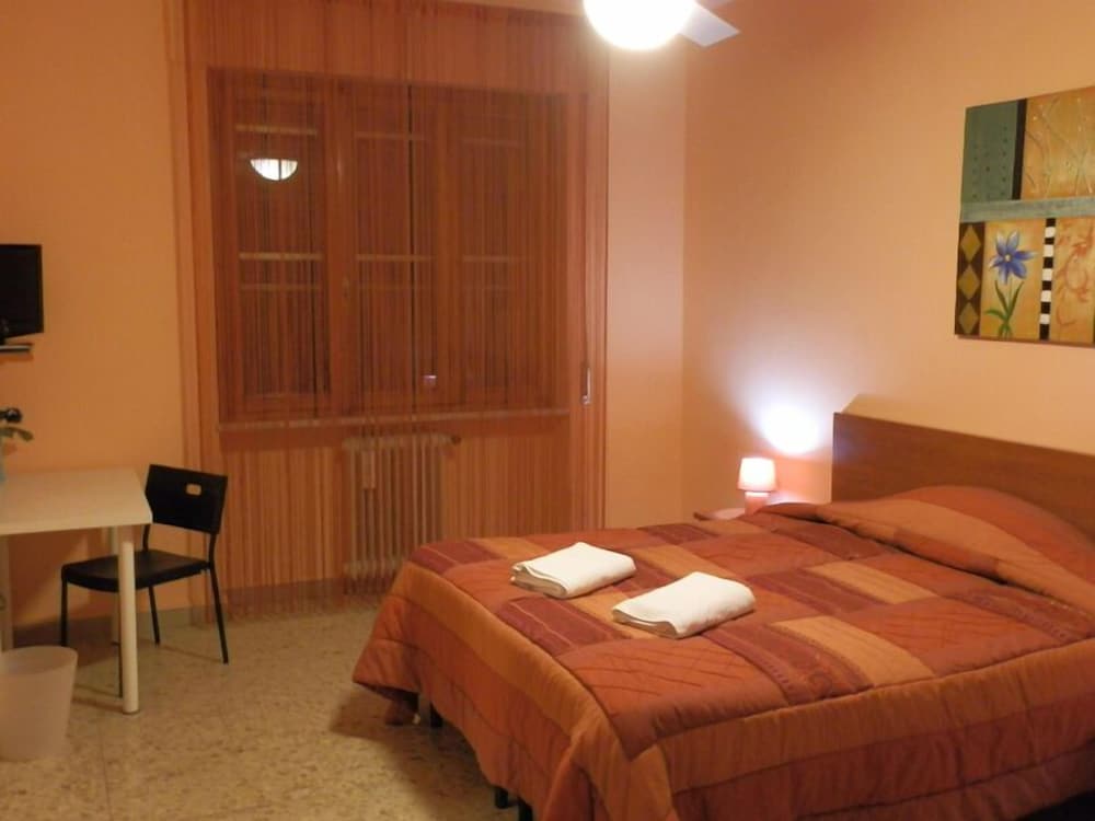 Airport Pisa Rooms, Italia