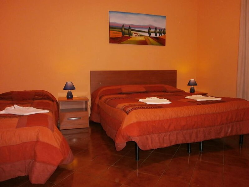 Airport Pisa Rooms, Pisa, Italy