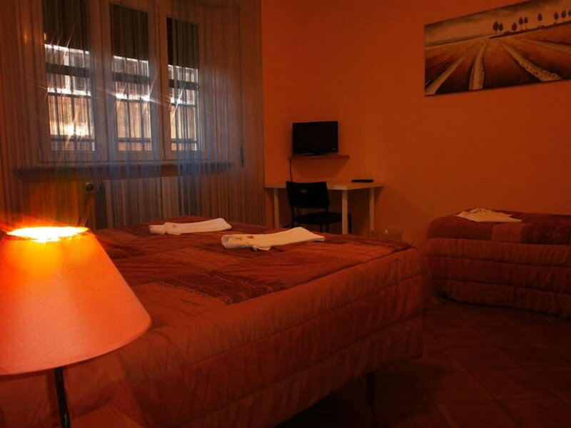 Airport Pisa Rooms, Pisa, Italy