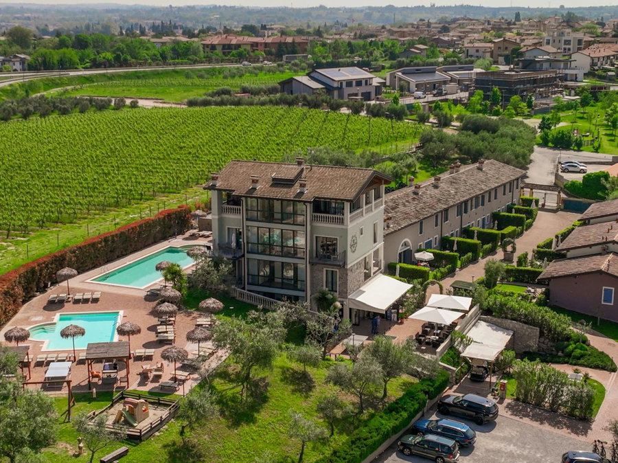 Bertoletta Village Apartments, Peschiera del Garda, Italy