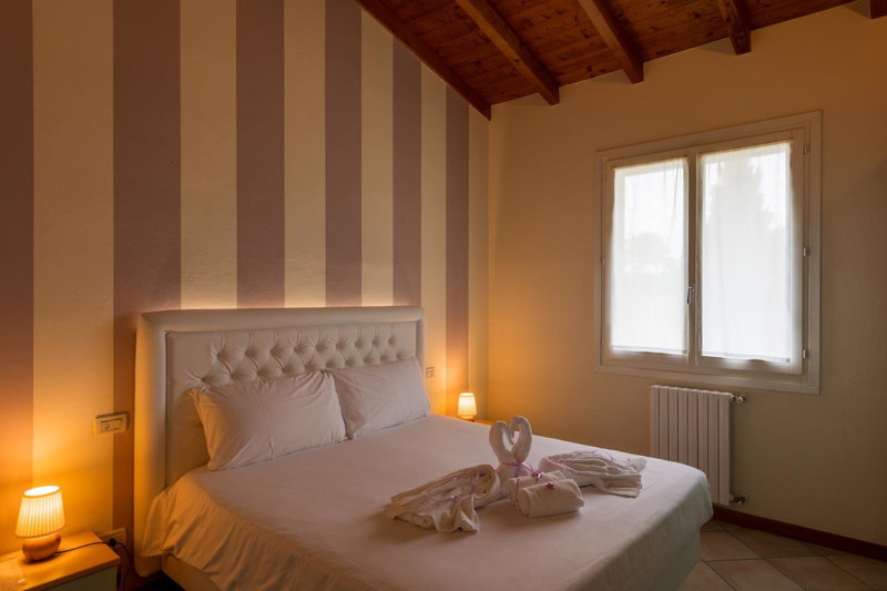 Bertoletta Village Apartments, Peschiera del Garda, Italy