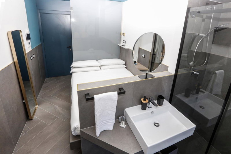 Ottaviano Smart Rooms, Rome, Italy