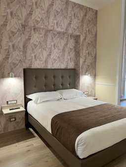 Hotel Le Petit, Rome, Italy