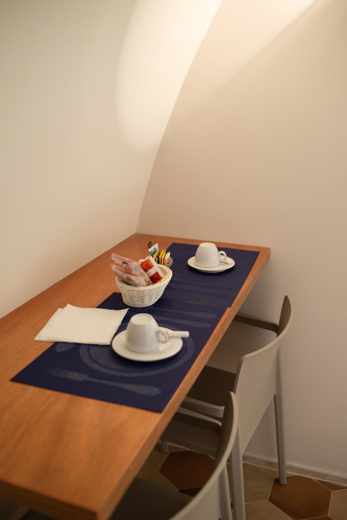 Hotel · La Casa di Nadì, Matera