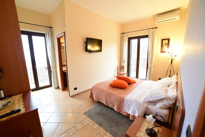 B&B Dimora dell' Etna, Milo, Italy
