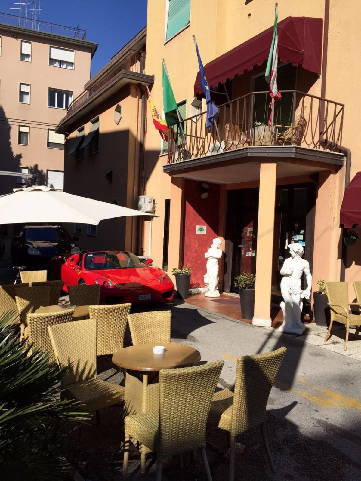Hotel Delle Rose, Italy