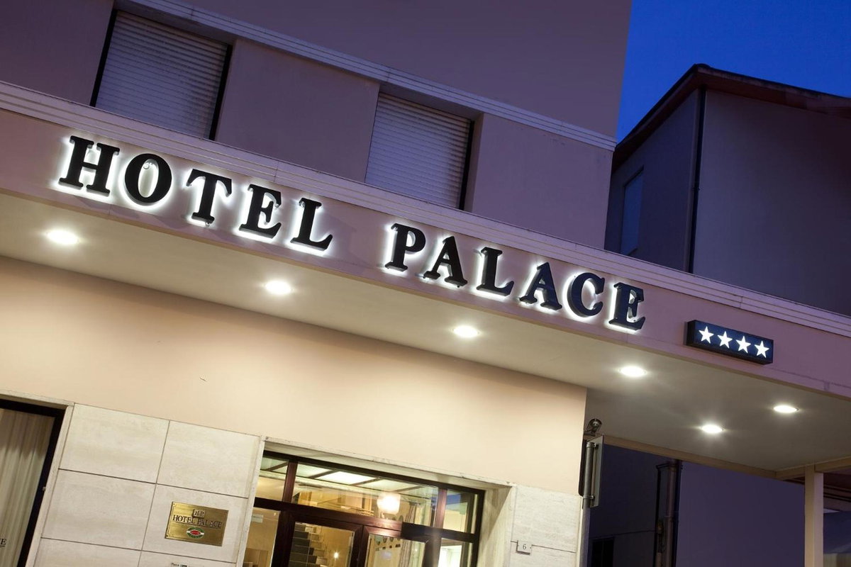 Palace Hotel Civitanova - stazione, centro città e mare, Italy