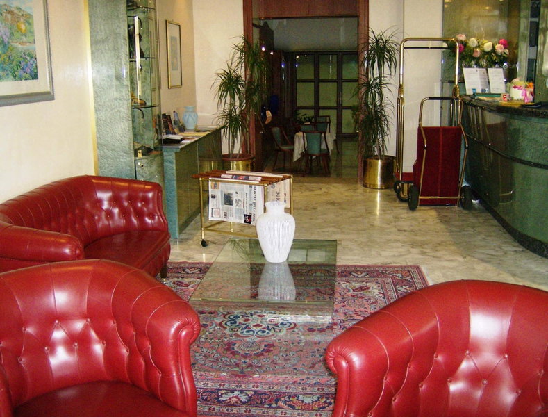 Palace Hotel Civitanova - stazione, centro città e mare, Civitanova Marche, Italy