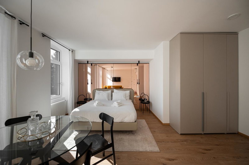 Guesthouse diWINE, Merano, Italy