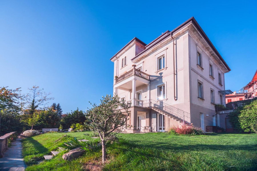 White Lilac Romantic B&B - Adults only, Arona, Italy