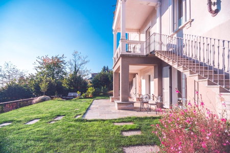 White Lilac Romantic B&B - Adults only, Arona, Italy