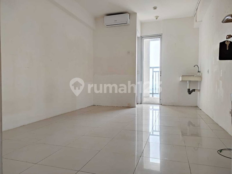 Apartment for rent in Bekasi, Indonesia · Bassura City Apartment · 1 room, 1 bath
