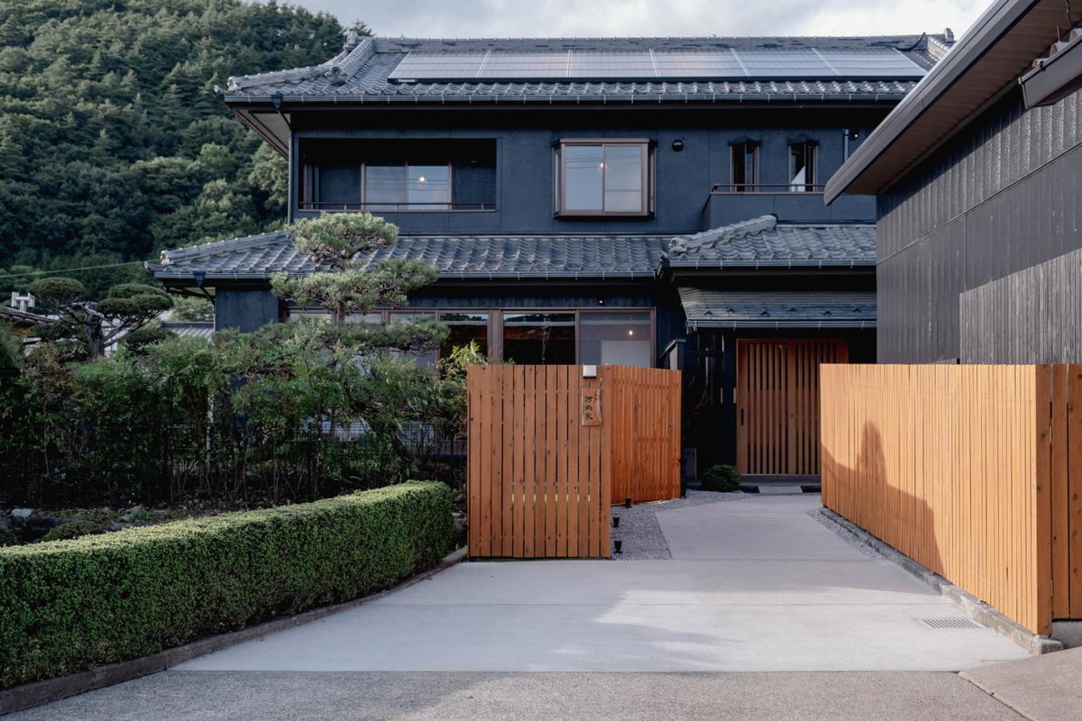 河内家, Japan
