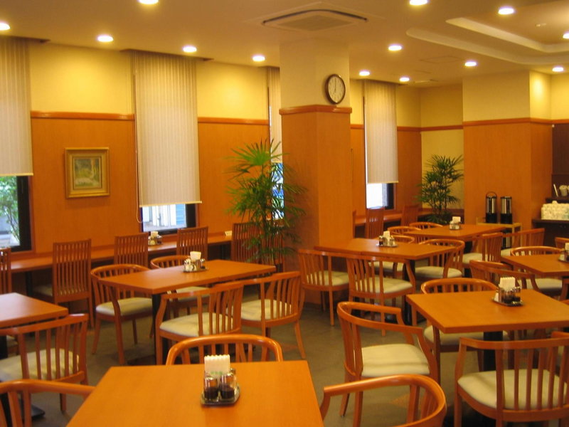 Hotel Route-Inn Kitakyushu-Wakamatsu Ekihigashi, Kitakyushu, Japan