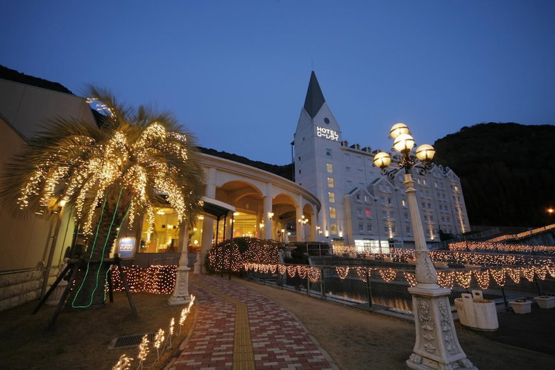 Hotel Lorelei, Sasebo, Japan